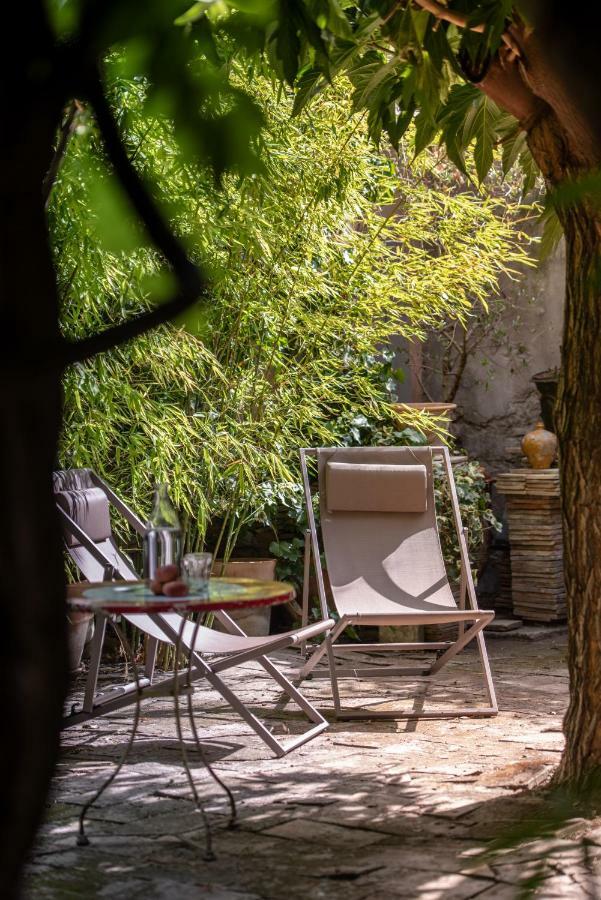 Maison Xixe Et Jardin En Intramuros Αβινιόν Εξωτερικό φωτογραφία